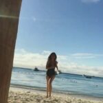 Darshana Banik Instagram - Off day, hitting the beach 🏝 😎 #senorita Mauritius