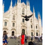 Darshana Banik Instagram – Love the birdie 🦅photo bomber ❤️ 🇮🇹 #Milan #Cathedral #Gothic #Italy Duomo di Milano – Milan Cathedral