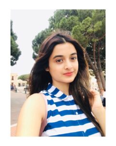 Darshana Banik Instagram - #nomakeup #organiclipbalm Monte-Carlo, Monaco