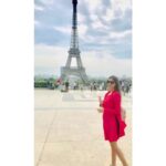 Darshana Banik Instagram - My father is not the best photographer in town but together we make best of the world has to offer. #eiffeltower #paris #france @shritama.c Tour Eiffel