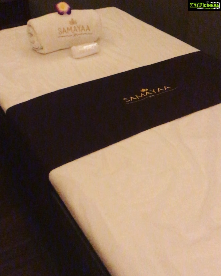 Darshana Banik Instagram - Keep calm and make a self-care plan . Like I did after a long trip๐ I feel extremely relaxed now. Thanks to @samayaa_spa for the lovely therapy and hospitality ๐ธ๐ธ #Samayaaspa #Swabhumi #selfcare #selfpampering #spa #soothing #happyday SamayaaSpa