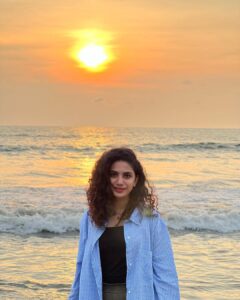 Deepa Thomas Instagram - Yes it’s different everyday :) ✨