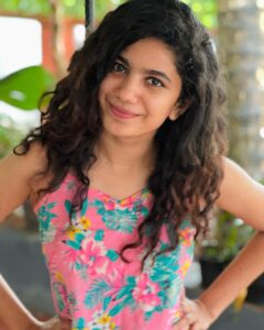 Deepa Thomas Instagram - Be a fruit Loop in a world of cheerio’s 🤍