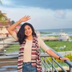 Deepa Thomas Instagram - IT IS CRAZY HOW YOU BEING UNBOTHERED, BOTHERS PEOPLE!