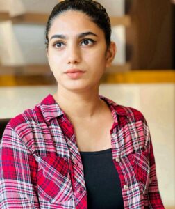 Deepa Thomas Instagram - less mindless hustle,
more mindful magic.

Captured📸 by @deepthithomas94 🤍