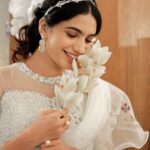 Deepa Thomas Instagram – And suddenly you know…It’s time to start something new and trust the magic of beginnings ✨:) 

The amazing team :) – 
Wearing : @t.and.msignature 
Jewellery : @m.o.dsignature 
Photography : @fazil_photography__ 
Makeup & hair : @makeup_by_mariyaaa
Location : @addresshome.kochi Address Home