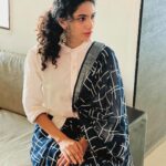 Deepa Thomas Instagram – An iridescent vision of beauty incorporated with elegance, Seematti the Inside Hunt, is a saga that is weaved with the ebullience of sheer craftsmanship merged with exotic designs. Experience luxury and fashion in the most finest and simplest way!

The exuberant and vibrant collection in Seematti has left me in awe!! Don’t wait for long, as the festival collection is till Jan 15th only. 

Avail surprise Xmas gifts from Seematti by taking a screenshot of the code that is added in this post.
.
.
@seemattitextiles
.
.
#insideseematti #seematti

#stylingbydt