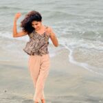 Deepa Thomas Instagram - Easy breezy! ❤️ Beautiful Kalamkari Print tie Top & pant : @tedddstories ❤️