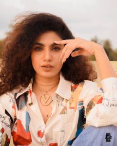 Deepa Thomas Instagram - 10 in a row ✨

Beautifully captured by : @plan.b.actions 
 Makeup: @rizwan_themakeupboy