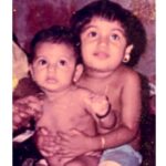 Deepa Thomas Instagram - When you finally go back to your old home,you realize it wasn't the old home you missed but our childhood @l_i_v_e._l_o_v_e.l_a_u_g_h