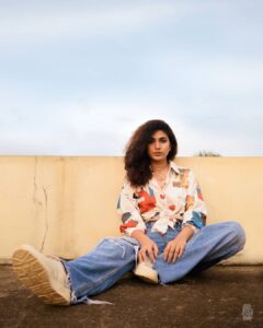 Deepa Thomas Instagram - 10 in a row ✨

Beautifully captured by : @plan.b.actions 
 Makeup: @rizwan_themakeupboy