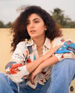 Deepa Thomas Instagram - 10 in a row ✨

Beautifully captured by : @plan.b.actions 
 Makeup: @rizwan_themakeupboy