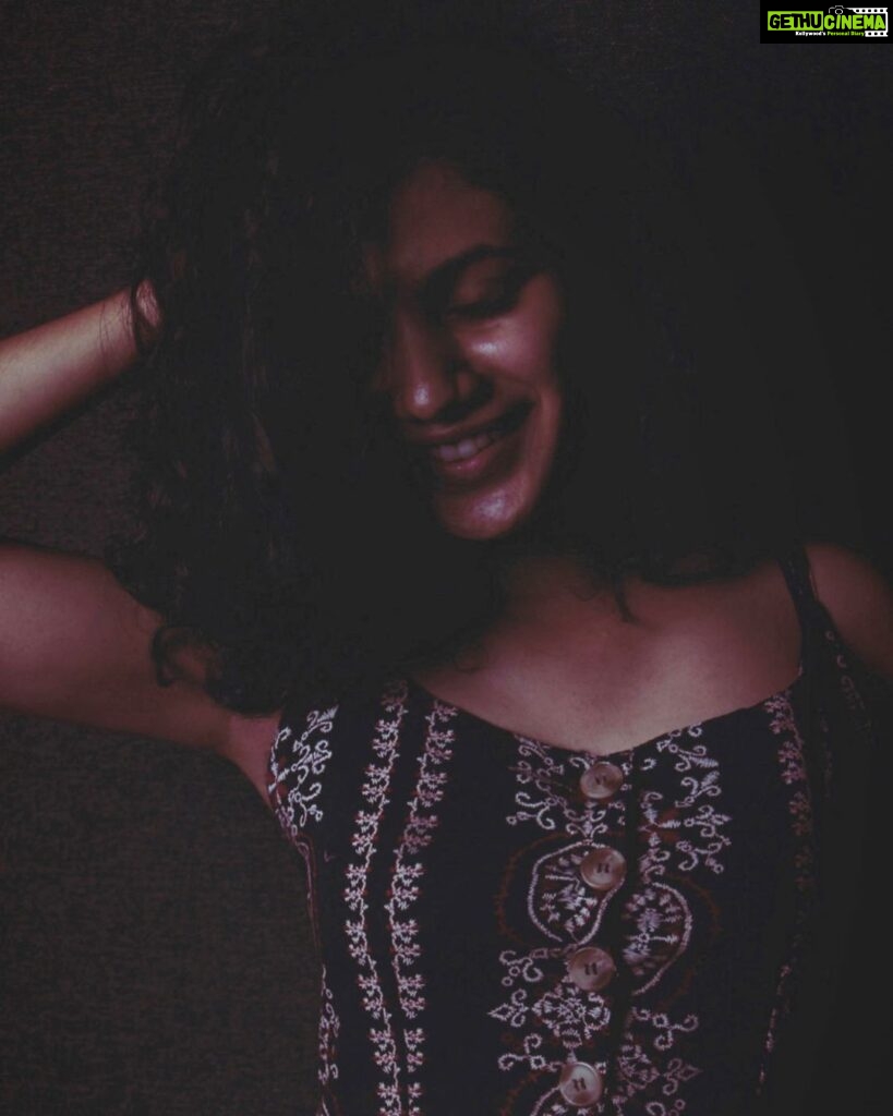 Deepa Thomas Instagram – 𝚂𝚛𝚎𝚎 𝙱𝚞𝚍𝚍𝚑𝚊, 𝚕𝚎𝚝 𝚖𝚎 𝚒𝚗 𝚢𝚘𝚞𝚛 𝚙𝚕𝚊𝚌𝚎 𝚏𝚘𝚛 𝚜𝚘𝚖𝚎𝚝𝚒𝚖𝚎 ...