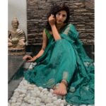 Deepa Thomas Instagram - 𝚂𝚛𝚎𝚎 𝙱𝚞𝚍𝚍𝚑𝚊, 𝚕𝚎𝚝 𝚖𝚎 𝚒𝚗 𝚢𝚘𝚞𝚛 𝚙𝚕𝚊𝚌𝚎 𝚏𝚘𝚛 𝚜𝚘𝚖𝚎𝚝𝚒𝚖𝚎 ✨ #peace 📸 : @arathivaiga 💕 𝚂𝚊𝚛𝚎𝚎 𝚌𝚘𝚞𝚛𝚝𝚎𝚜𝚢: @w0vera_boutique 𝚂𝚝𝚢𝚕𝚒𝚗𝚐 : @chaaru__s 😘