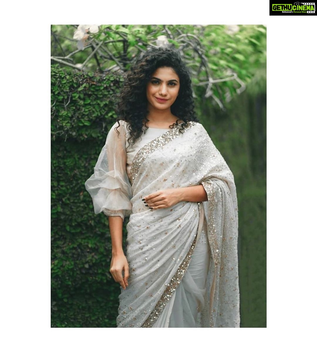 Deepa Thomas Instagram - āNš šššš ššš šššš ššš¢ šš šš ššš ššššš šš šššššā ⨠šø : @anandu._.anil @kamalika_thewomensattire MUA - @femy_antony_makeup_artist #šššššššš_šššš ššššššššššš #šššššššššššš Pššššš šš ššššššššššš ššš ššššššš !ā„ļø