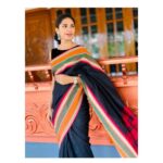 Deepa Thomas Instagram – Amme ee saree nja angu edikuwatto! 😛
@paavay_sareeshaper was perfect for the saree drape 💗
#Saree #ethinic