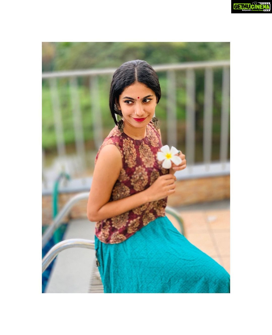 Deepa Thomas Instagram - I exist here to be loyal forever ♥️