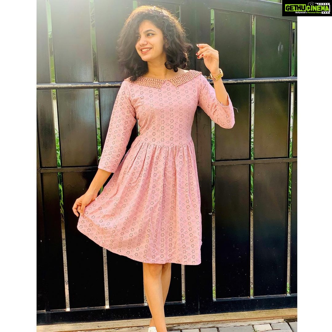 Deepa Thomas Instagram - Available now at @tanirika_collectio 🌸 Order your favourites now!!♥️