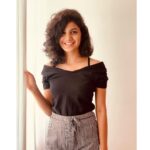Deepa Thomas Instagram - G𝚎𝚝 𝚝𝚑𝚒𝚜 𝚋𝚕𝚊𝚌𝚔 𝚟 𝚗𝚎𝚌𝚔 𝚝𝚘𝚙 𝚠𝚒𝚝𝚑 𝚣𝚎𝚋𝚛𝚊 𝚙𝚊𝚝𝚝𝚎𝚛𝚗 𝚙𝚊𝚗𝚝𝚜 𝚏𝚛𝚘𝚖 @__.imera.__ @__.imu.__ T𝚢𝚜𝚖💕 📸 : @anarkali_nazar #paidcollaboration