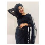 Deepa Thomas Instagram – I’𝚕𝚕 𝚜𝚝𝚘𝚙 𝚠𝚎𝚊𝚛𝚒𝚗𝚐 𝚋𝚕𝚊𝚌𝚔 𝚠𝚑𝚎𝚗 𝚝𝚑𝚎𝚢 𝚖𝚊𝚔𝚎 𝚊 𝚍𝚊𝚛𝚔𝚎𝚛 𝚌𝚘𝚕𝚘𝚛! 🖤 
T𝚑𝚊𝚗𝚔𝚢𝚘𝚞 @the_dstudio 𝚏𝚘𝚛 𝚝𝚑𝚎 𝚕𝚘𝚟𝚎𝚕𝚢 𝚋𝚕𝚊𝚌𝚔 𝚗𝚎𝚝 𝚜𝚊𝚛𝚎𝚎 !✨ O𝚛𝚍𝚎𝚛 𝚢𝚘𝚞𝚛 𝚏𝚊𝚟𝚘𝚞𝚛𝚒𝚝𝚎 𝚜𝚊𝚛𝚎𝚎𝚜 𝚏𝚛𝚘𝚖 𝚝𝚑𝚎𝚒𝚛 𝚙𝚛𝚘𝚏𝚒𝚕𝚎 😍✌🏻 #𝚋𝚕𝚊𝚌𝚔 #𝚜𝚊𝚛𝚎𝚎