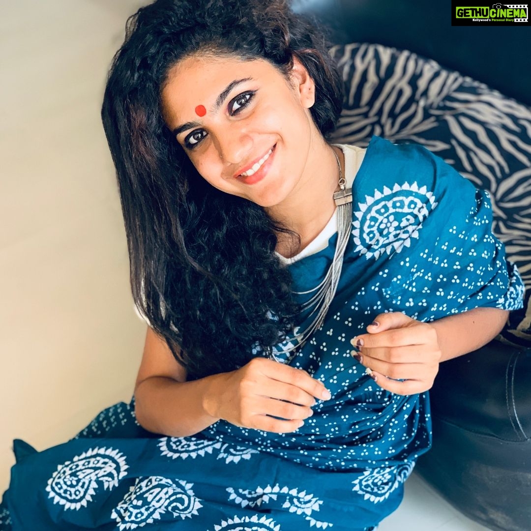Deepa Thomas Instagram - Adding colors to lifeđź’™