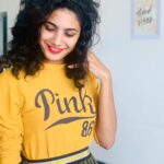 Deepa Thomas Instagram - Pink in yellow 🤷🏻‍♀️😅