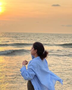 Deepa Thomas Instagram - Yes it’s different everyday :) ✨
