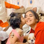 Deepthi Sunaina Instagram - Bujji kutti lu😘❤️ @rithanya_reddy #deepthisunaina