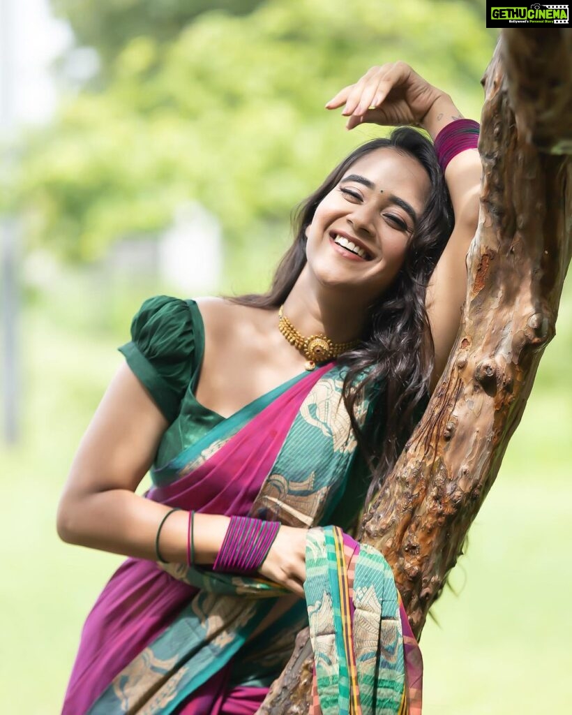 Deepthi Sunaina Instagram - Is smiling. #deepthisunaina . . . . . Outfit: @kulkarni_sisters ❤️ PC: @sandeepgudalaphotography Location: @thedramaland