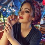 Devshi Khandur Instagram - Ishq toh kariye, ishq toh kariye ..aur jahan mein kya rakha hai janejana #devshikhanduri #devshikhandurilyrics #poetry #ishqtohkariye #love #nepal #kathmandu #travel Kathmandu, Nepal