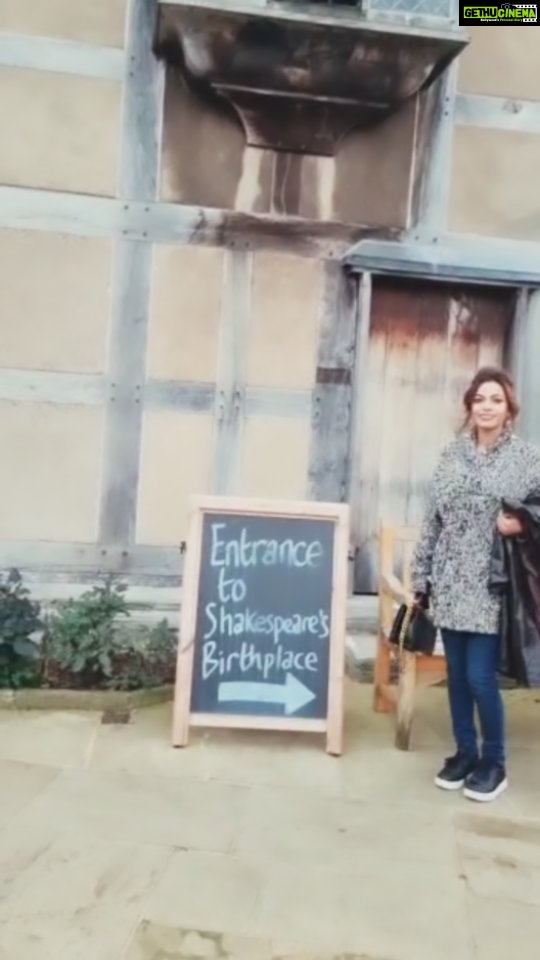 Devshi Khandur Instagram - Shakespeare's Birthplace Where the story began ❤️ #devshikhanduri #poet #Shakespeareshouse #shakespeare #legend #williamshakespeare #shakespearhouseofbirth #travelreels #travelgram #statforduponavon #england #englandtourism #history #britain #unitedkingdom #historicalhouse #exploreworld #writersofinstagram #poetry #literature