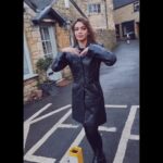 Devshi Khandur Instagram - Lost in Britain's historical lanes ❤️ #devshikhanduri #actor #traveller #ukholiday #bourtononthewater #greatbritain #veniceofthecotswolds #cotswolds #tranquil #traveluk #england #beautifuldestinations #gloucestershire #beautifulhomes #british #village #hiddengems #arcitecture #countrylife #countrycottage #ukholiday #uk #exploreworld #wanderlust #travelgram #travelreels Bourton On The Water
