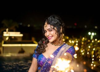 Dharsha Gupta Instagram - 💥தீப ஒளி விளக்குகள் முடிவில்லாத மகிழ்ச்சி, செழிப்பு, ஆரோக்கியம் மற்றும் செல்வம் ஆகியவற்றால் உங்கள் வாழ்க்கை எப்போதும் ஒளிரச் செய்யட்டும். உங்களுக்கும் உங்கள் குடும்பத்தினருக்கும் மகிழ்ச்சியான மற்றும் பாதுகாப்பான தீபாவளி வாழ்த்துக்கள்!💥 Makeup- @jiyamakeupartistry Hairstylist- @marysbridalstudio Costume- @mokshe_rental_destination Jewelry- @tanishbridal Pic- @dhanush__photography