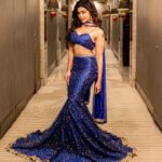 Dharsha Gupta Instagram – 💙Bold Blue💙
Makeup- @jiyamakeupartistry
Hairstylist- @mani_stylist_
Costume- @vasana.fashion
Styled by- @sen_smily_girl
Pic- @dhanush__photography