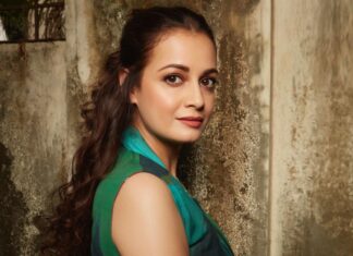 Dia Mirza Instagram - Work mode 🦚 Outfit @yam.india HMU @shraddhamishra8 Styled by @theiatekchandaney Assisted by @jia.chauhan Photos by @shivamguptaphotography #VocalForLocal #SustainableClothing #SDGs India