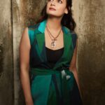 Dia Mirza Instagram – Work mode 🦚

Outfit @yam.india 
HMU @shraddhamishra8 
Styled by @theiatekchandaney 
Assisted by @jia.chauhan 
Photos by @shivamguptaphotography 

#VocalForLocal #SustainableClothing #SDGs India