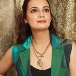 Dia Mirza Instagram - Work mode 🦚 Outfit @yam.india HMU @shraddhamishra8 Styled by @theiatekchandaney Assisted by @jia.chauhan Photos by @shivamguptaphotography #VocalForLocal #SustainableClothing #SDGs India