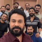 Dileep Instagram – എല്ലാവരുടെയും പ്രാർത്ഥനയും അനുഗ്രഹവും കൂടെയുണ്ടാകണം

@priyamvadakrishnan @graandproduction @dileepactor @arjun_ashokan @ganapathisp_official
@anoop_padmanaban @roshanchittur
@actor.sidhique
@sudheesh_gopinathn
@shafi_chemmad
@ranjith_karunakaran
@getsaajan
@aneeshgopalz
@sakhielsa
@ajikuttiyani
@suresh_chandra_menon
@actor_mamukoya
@sarath_chandran_r_
@nadhir_shah_