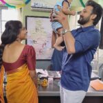 Divya Sripada Instagram - Behind the scenes from EO gari A/c room. Andariki Vijayadasami Subhakankshalu! 🌼 #Swathimuthyam is out in theatres now. Please watch our film with your friends and family this Dussehra. I promise you 2 hours + of wholesome entertainment.💛