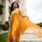 Eesha Rebba Instagram - Pre Diwali look 🪔🎇☺️ Styled by @impriyankasahajananda Outfit @shaayabytriptisingh Accessories @kushalsfashionjewellery Photography @tagteamstudios @abhishek_pallati