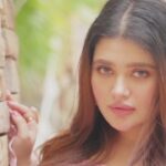 Ena Saha Instagram – We can’t get over this song and obviously our sweetest divaaaaa @ena1996gemini 

#meradilyepukareaaja #tuaaja #reels #reelkarofeelkaro #reelitfeelit #trending #jarekentertainment #enasaha