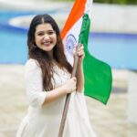 Ena Saha Instagram - Late but never to late too say that I am so proud to be an Indian … last but not the least happy 75th independence day 🇮🇳 . . #happy75thindependenceday🇮🇳 #enasaha #freedom
