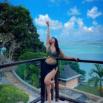 Eshanya Maheshwari Instagram – Walking with my luggage right in to the paradise 🫶🏻
And this paradise is @westinphuket 😍 with the amazing infinity pool and beach facing with an amazing vibe 💖

Luggage bag- @nasher_miles 💜
Swimwear- @angelcroshet_swimwear 💚
Location 📍- @westinphuket 💖 The Westin Siray Bay Resort & Spa Phuket