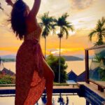 Eshanya Maheshwari Instagram - “Sunset” That’s my favourite colour 😍 PS- I wish I had my paint brush and colours there with me to paint this beautiful view in front of me 🫶🏻😍 view from my beach facing pool room by @westinphuket ❤️ Travelling partner @bonvoyage_escapes #sunset #beach #view #westinphuket #travelblogger #instatravel #esshanyamaheshwari #esshanya The Westin Siray Bay Resort & Spa Phuket
