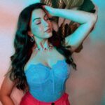 Eshanya Maheshwari Instagram - You didn’t sneezed but I blessed your feed 😉 #sassy #unholy #fashion #style #instafashion #fashionblogger #styleblogger #fashionmodel #esshanyamaheshwari #esshanya #ootd