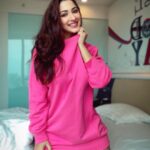 Eshanya Maheshwari Instagram - A Smile is the prettiest thing you’ll ever wear.. 😃 And you know what a Smile can be contagious 😉 so keep spreading #happyworldsmileday #smileday #smile #behappy #behappyandsmile #esshanyamaheshwari #esshanya