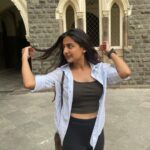 Esther Anil Instagram - Why are you giving me that look? Yup, just me and my dramatic self :) #nofilter #flipshair💁