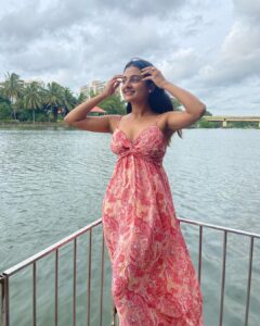 Esther Anil Instagram - A Hawaiian themed party dump 🌺

#notsohawaiianstyle #butOk #WeekendRecap