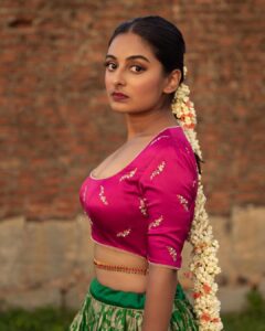 Esther Anil Instagram - रंगीन चमेली / The Colourful Jasmine 

Shot by : @hilalmanzure

Styling & Creatives : @stylingbyafsheenshajahan

Hair & Make-Up : @makeup_makeitallup

Outfit : @raw_mango
