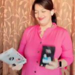 Falguni Rajani Instagram - Smartwatch & Airpods by @rdindia_